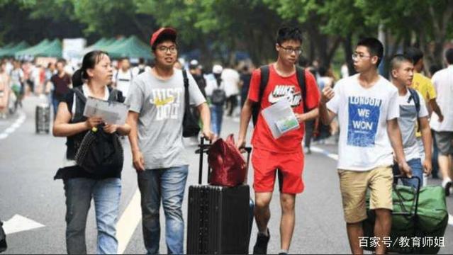 3个严重饱和的大学专业！毕业生数量太多，工资低，就业难！插图